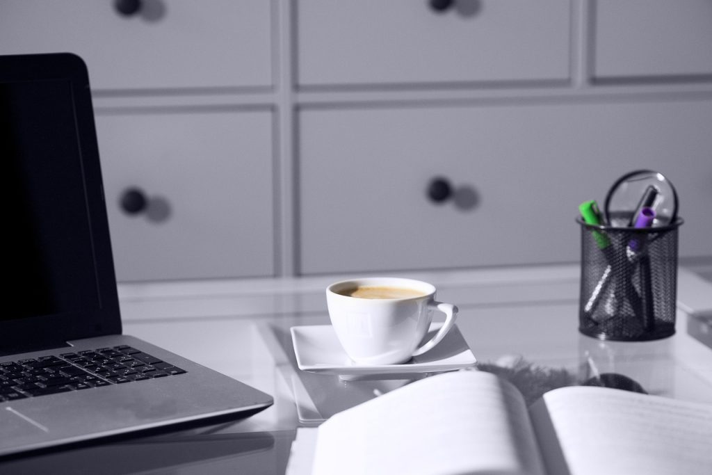 En este momento estás viendo Mi experiencia con las benditas tazas inteligentes