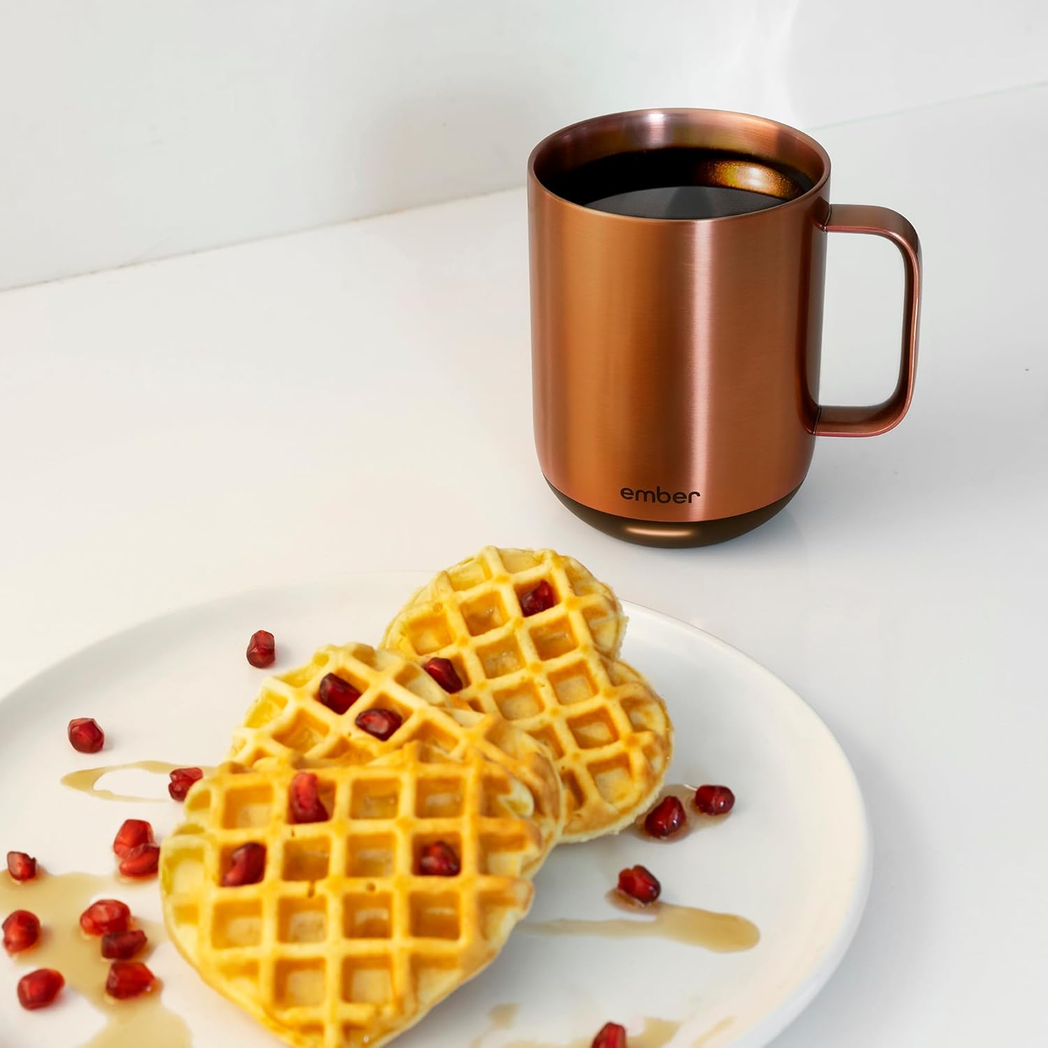 Tasse Intelligente Ember 2, 295 ML : Contrôle de Température LED, Rechargeable, 1,5 h Autonomie, Cuivre. – Image 3
