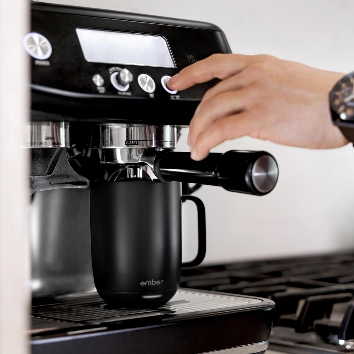 Ember Smart Mug 2 - 414 ml, Contrôle App, Rechargeable, Écran LED, 80 min de Batterie, Design Noir Amélioré – Image 3