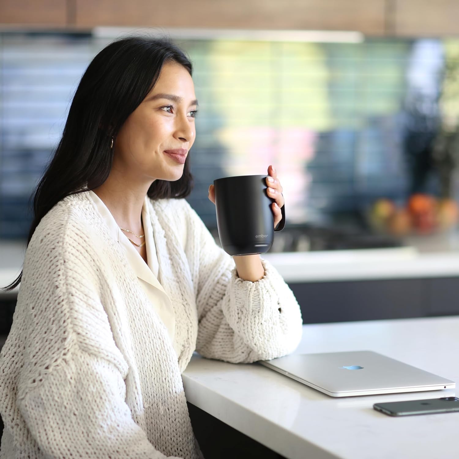 Ember Smart Mug 2 - 414 ml, Contrôle App, Rechargeable, Écran LED, 80 min de Batterie, Design Noir Amélioré – Image 6