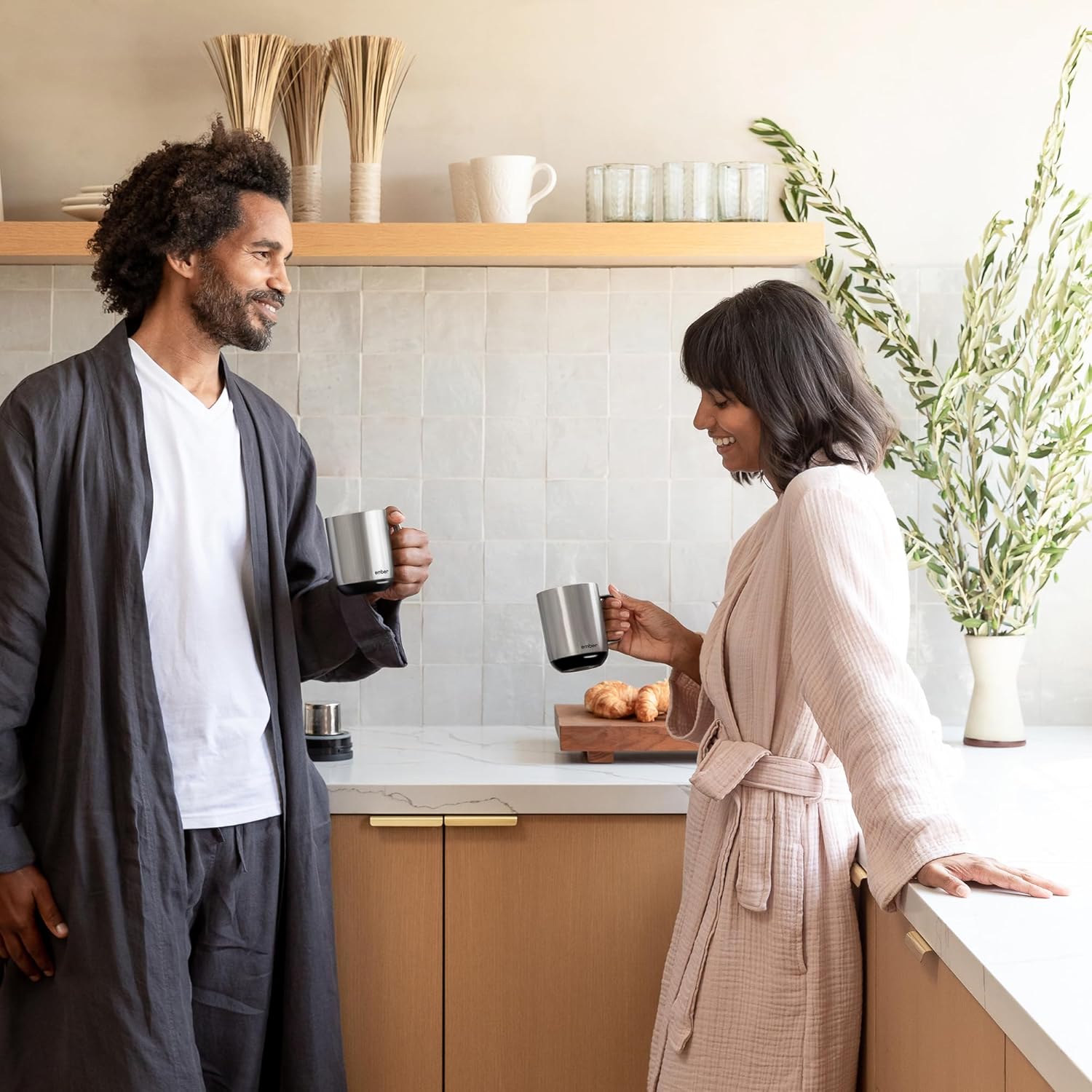 Tasse Intelligente Ember 295 ml : Contrôle Température, Affichage LED, Autonomie 1,5 h – Image 6